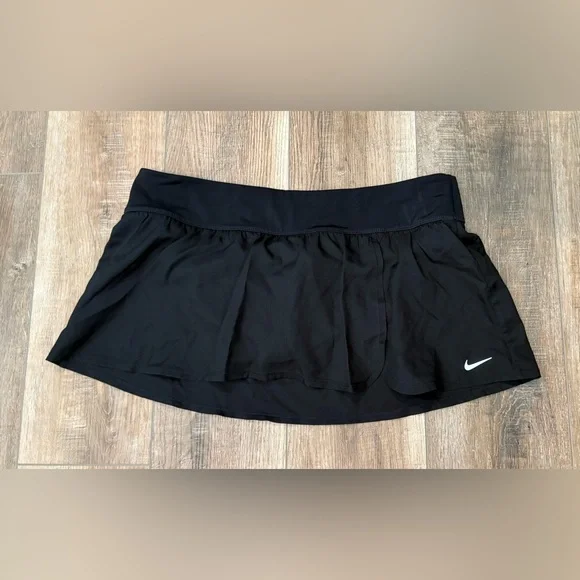Nike Black Swim Skirt - Picture 1 of 3